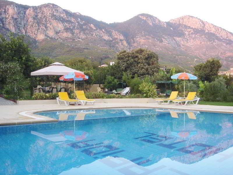 Lapida Garden Hotel Lapithos  Eksteriør billede